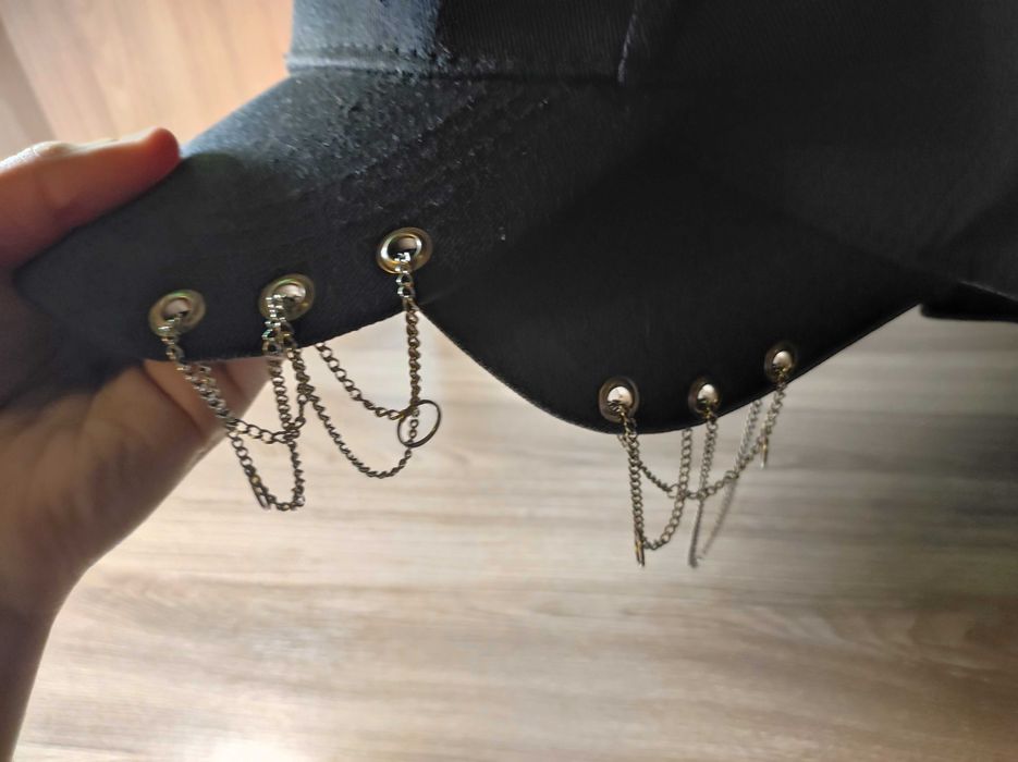 кепки с кольцами