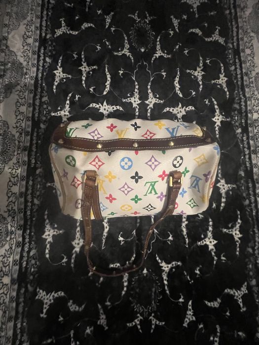 Geanta de umar louis vuitton