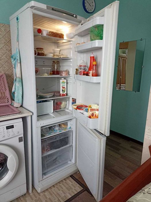 Холодильник INDESIT сатылады/продается