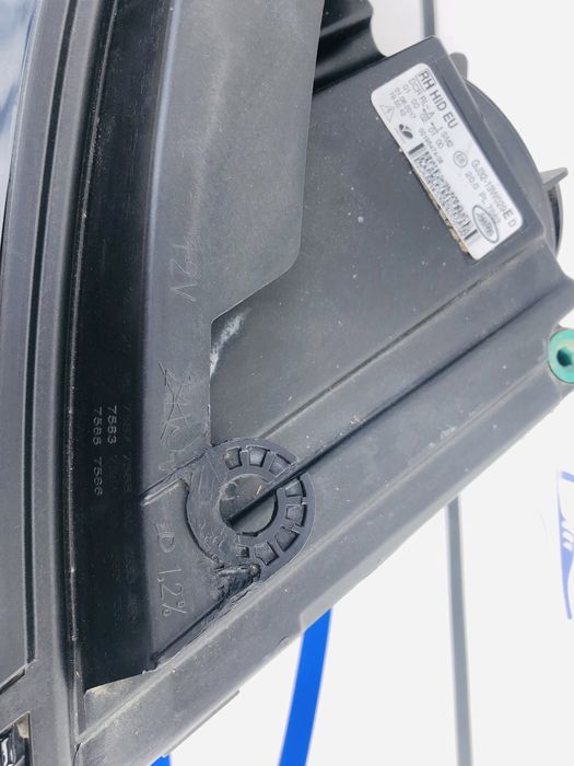 Far dreapta Xenon Led Range Rover Evoque după 2016 cod GJ32-13W029-E