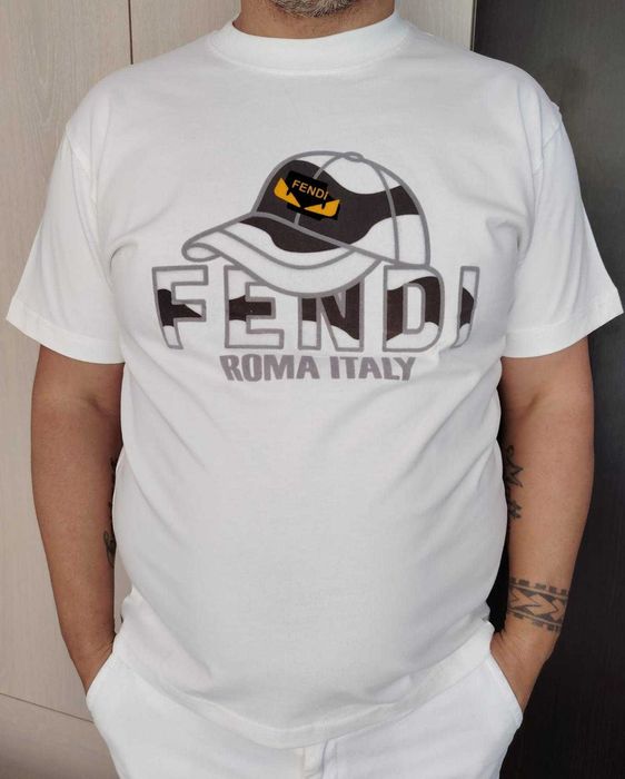 Tricouri Fendi super material