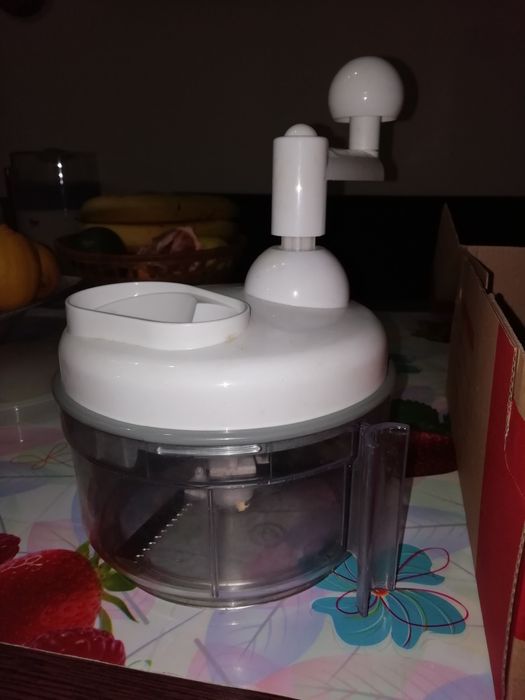 Robot manual de bucătărie