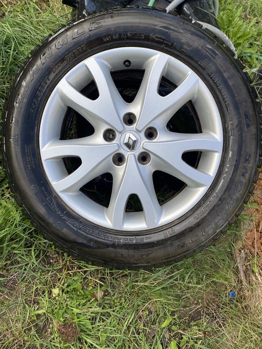 Джанти с гуми за Рено  Nissan SUV 225 60 17+ потерица