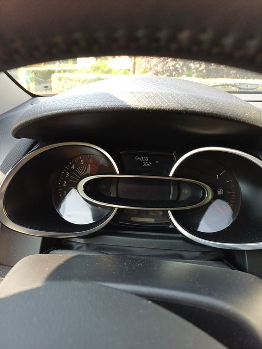 Vând Renault Clio 1.2 Benzină | 2016 |  54.000 km.