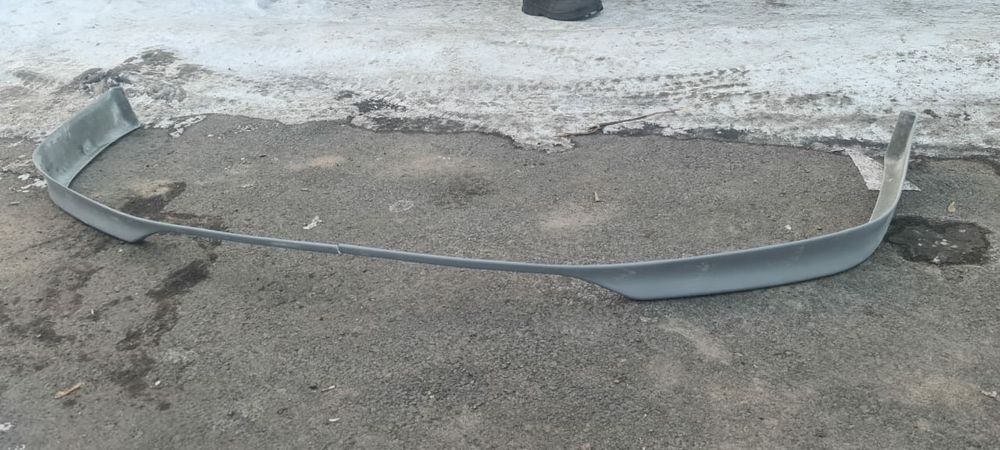 Продам губу на камри 20