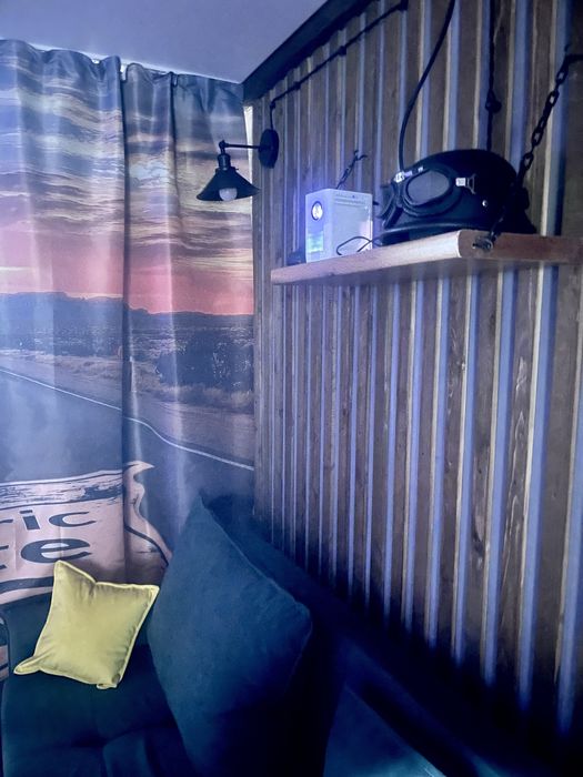 Арт лофт в центре Караганды с видеопроектором