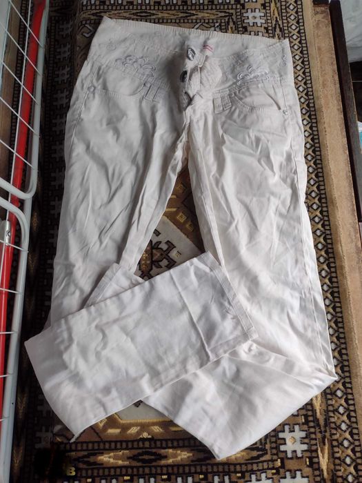 клинове панталони дънки л размер по 3лв