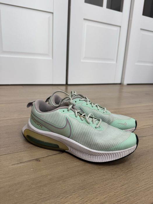 Кроссовки Nike air zoom