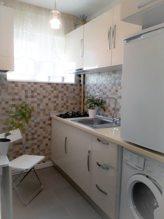 Cazare în garsoniera transf. în apartament cu 2 cam , regim hotel