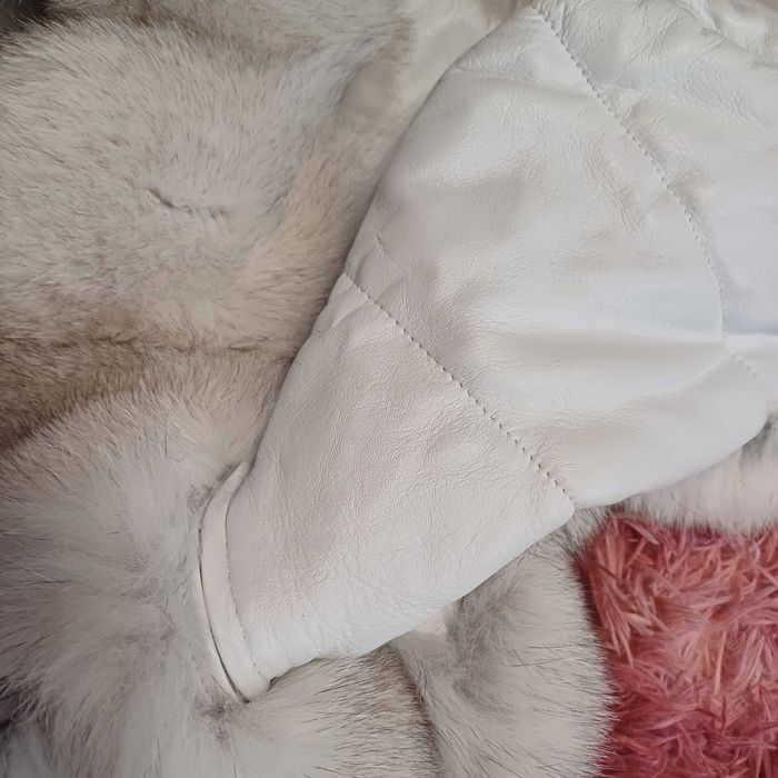 Geaca din vulpe polara si piele, produs nou cu eticheta, marime s