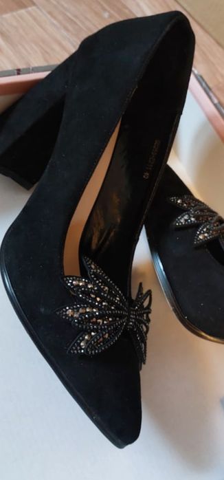 Продам туфли женские