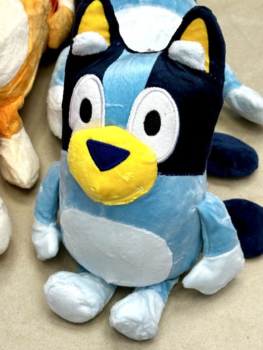 Блу фигури/Blue figuri