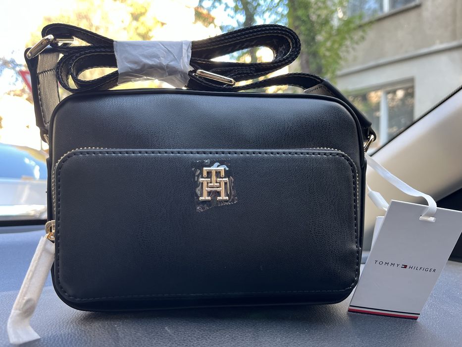 Продавам две дамски чанти