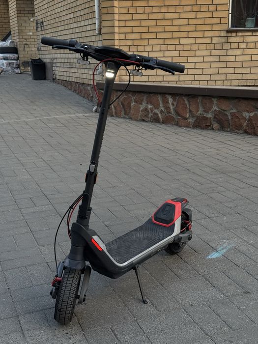 Электросамокат Ninebot p100s
