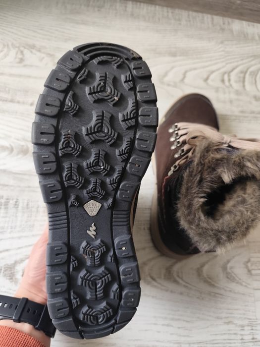 Зимни обувки  36 номер