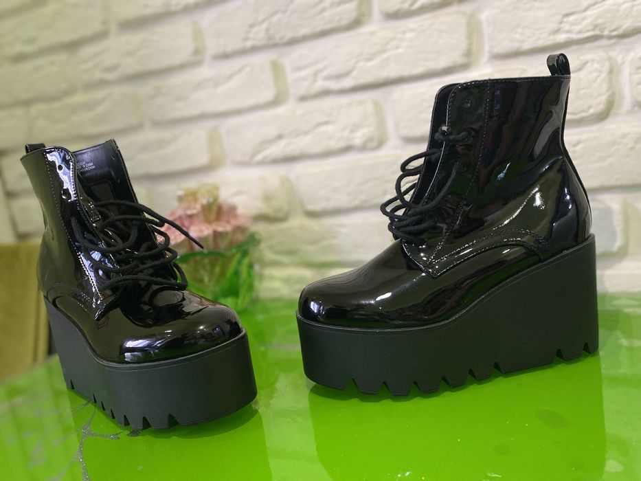 Ботинки лаковые