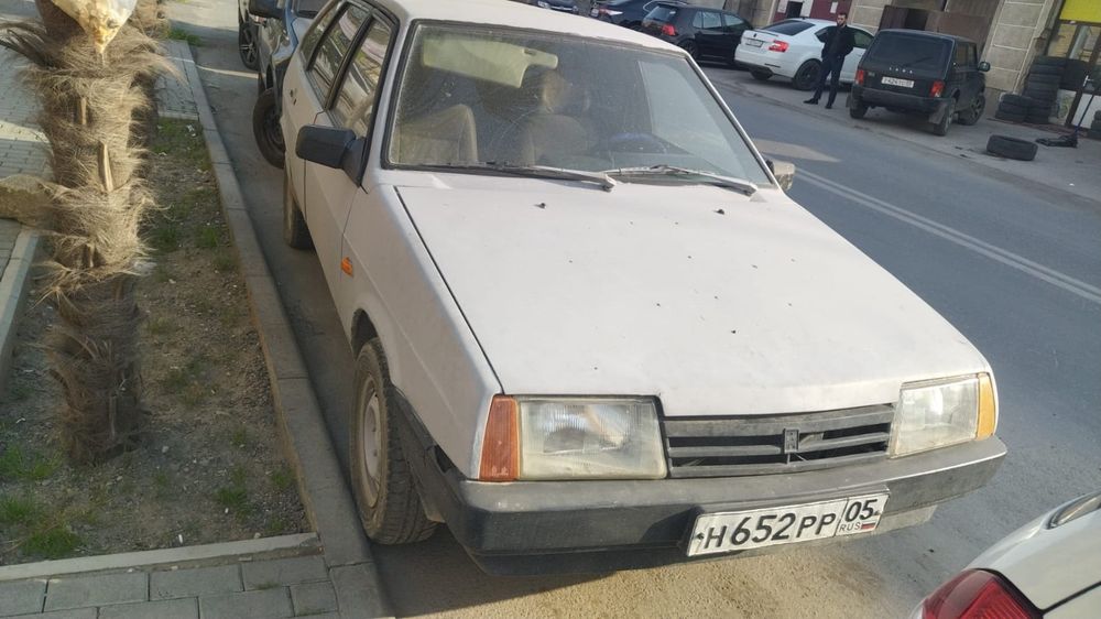 Здравствуйте продаю машину