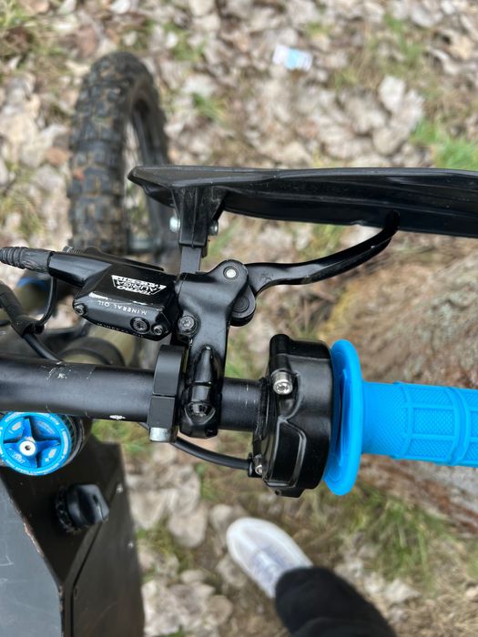 SurRon - stealth bomber