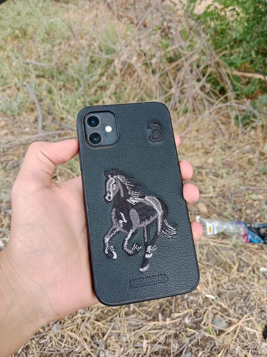 Продам iPhone 11 128gb акб 75