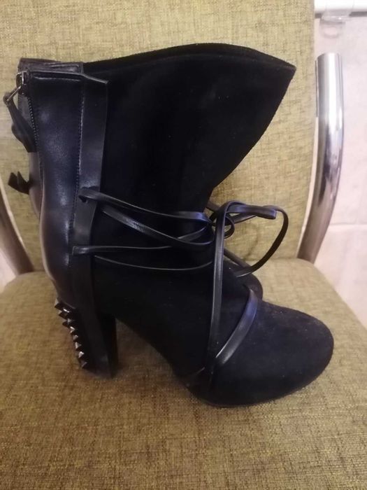 Боти Елиза 15 лв.