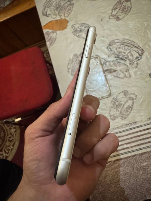 Iphon Xr sotiladi srochno