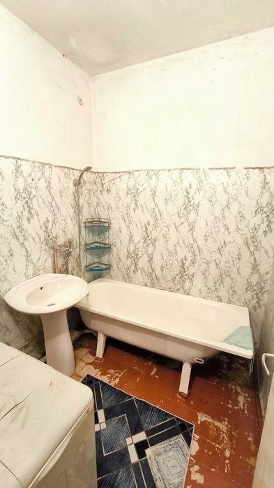 Продаётся 3-комнатная квартира 105-серии. ЭТАЖ-3/5. мкр.ВЕРХНИЙ ОТЫРАР