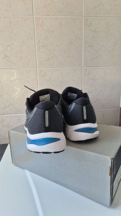 Asics Gel - Cumulus 22
