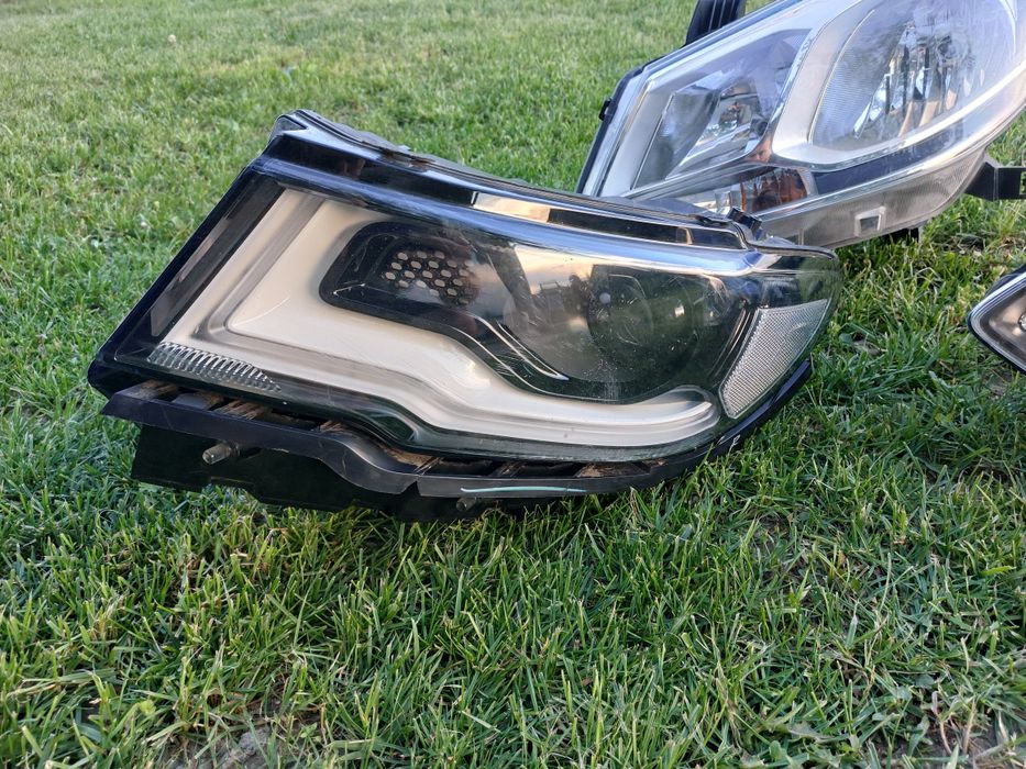 Far stanga volvo xc60 xc 60 xenon , far stanga jeep compass halogen cu lupa , far stanga maxus e deliver