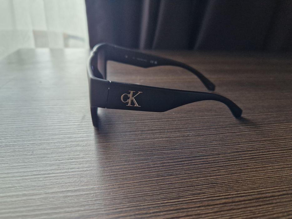 Оригинални очила на Calvin Klein