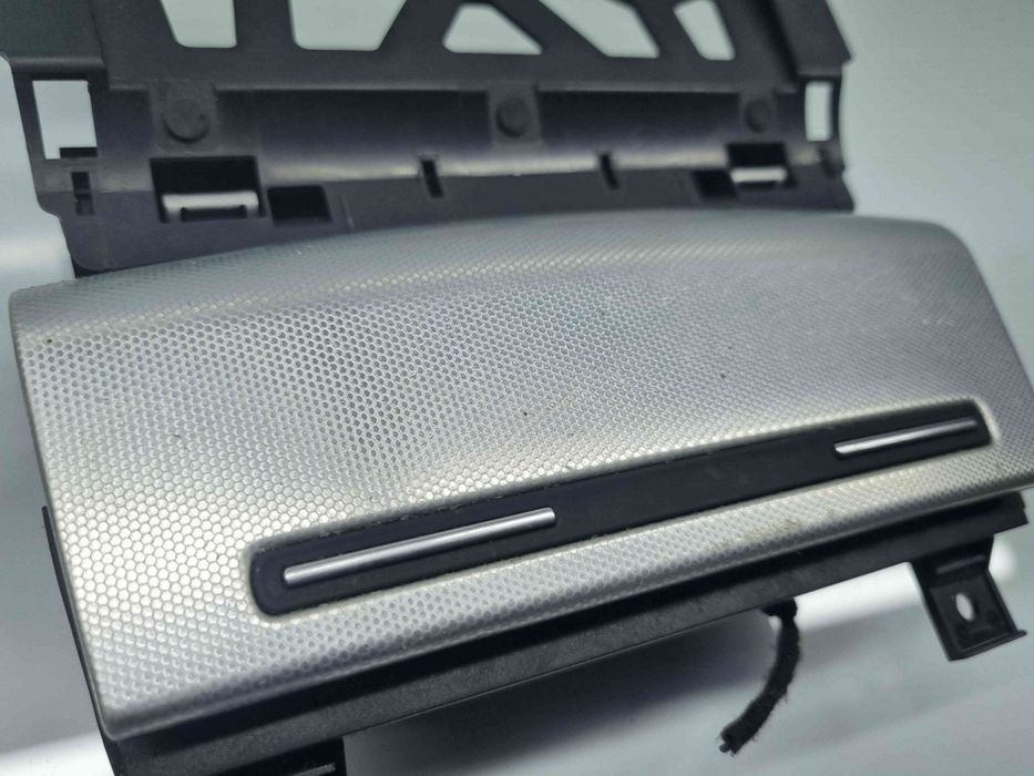 Scrumiera Audi A3 Sportback (8PA) [Fabr 2004-2013] 8P0857951