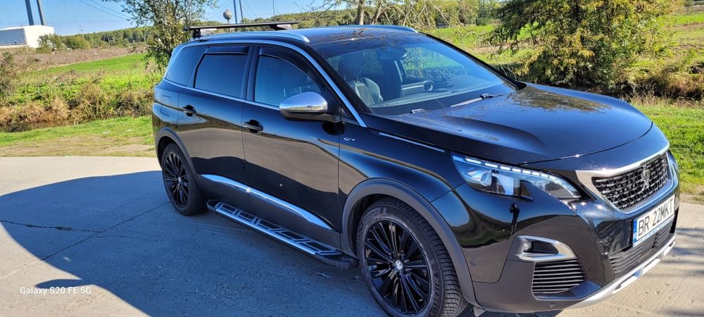 Vând mașină de familie! Peugeot 5008 cu 7 locuri