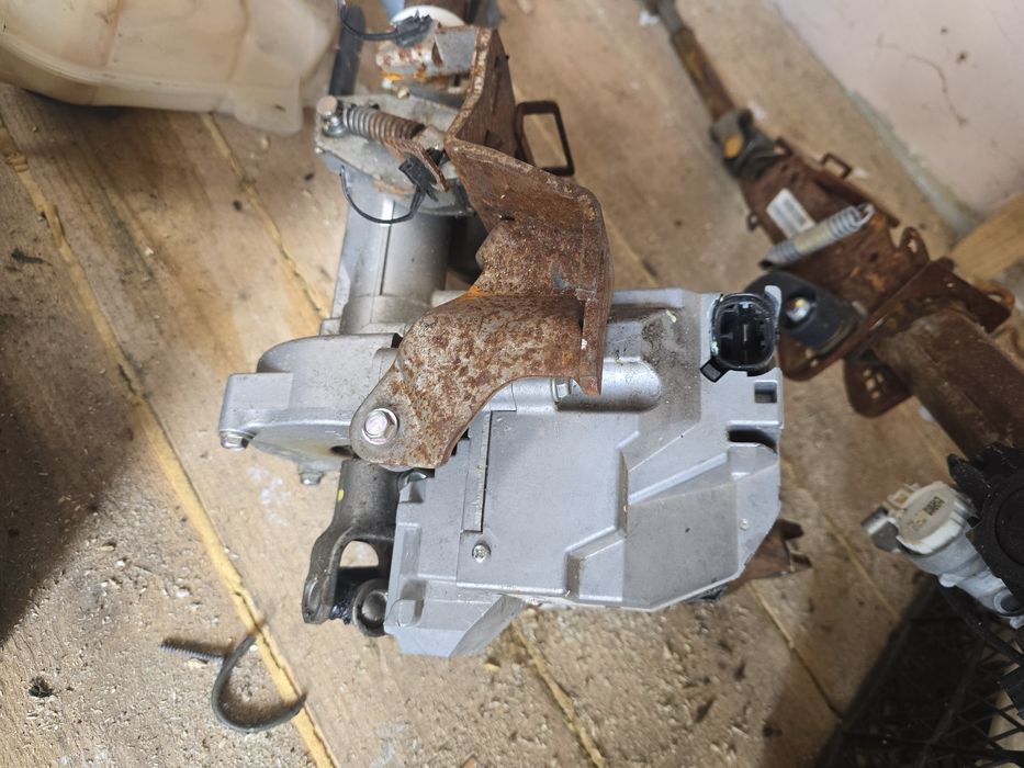 електрически кормилен прът за нисан кашкай j10