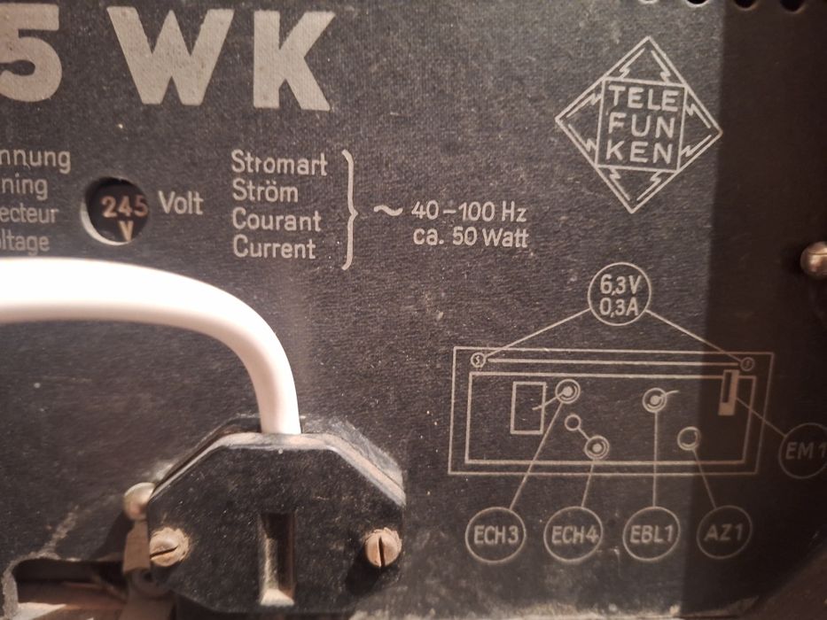 Vând radio vechi Telefunken Super 175 vk