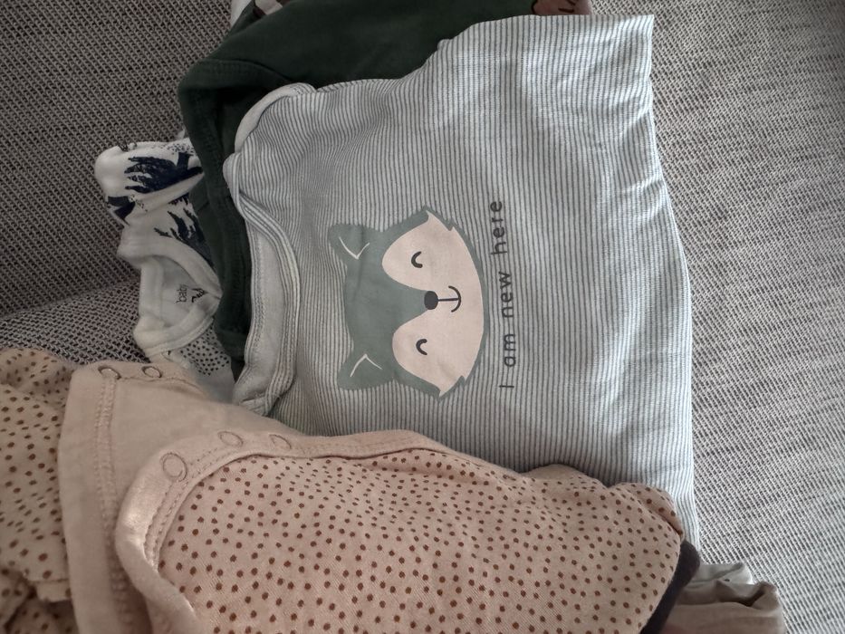 Lot haine unisex 35 bucati