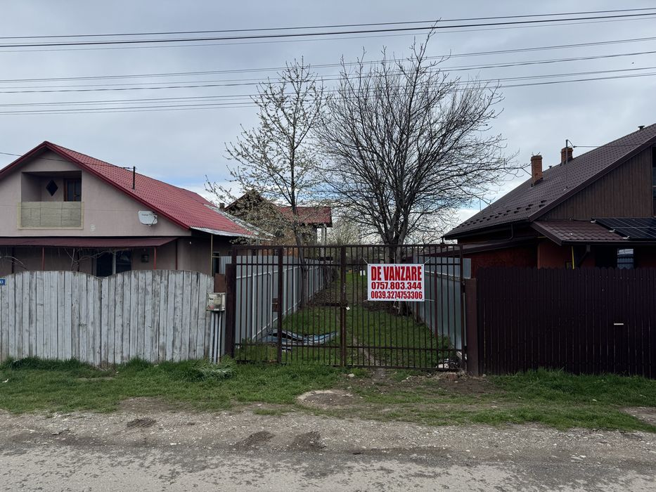 Vand casa si teren 700mp,D va Rosie