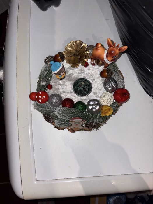 Aranjamente pentru masa de Craciun model unic