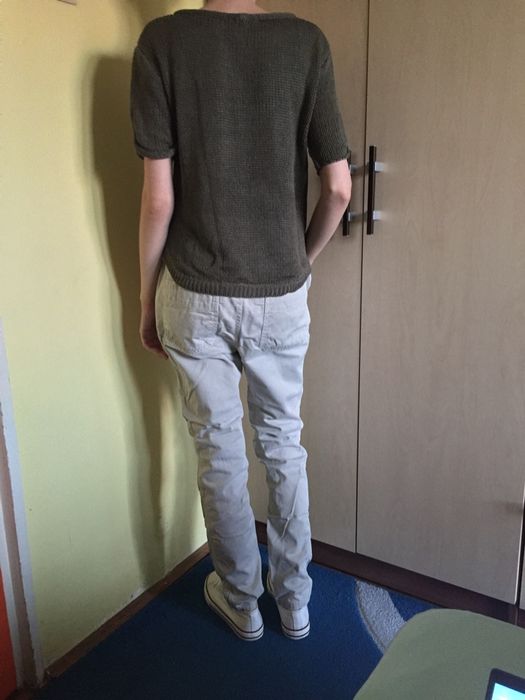 pantaloni cu talie inalta Zara