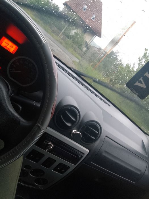 Vând Dacia Logan 1.5 Dci pentru dezmembrări