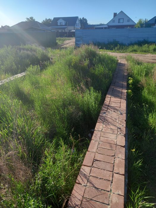 Земельный   участок  8 соток