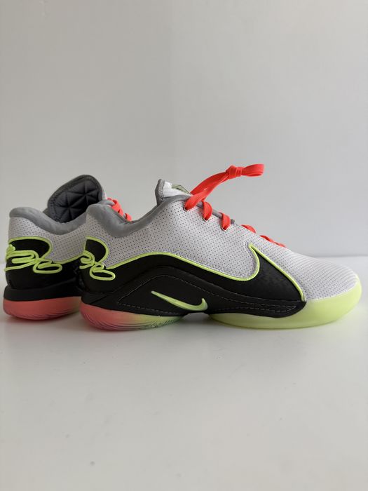 Nike Lebron marimea 42 si 42,5 noi, originali