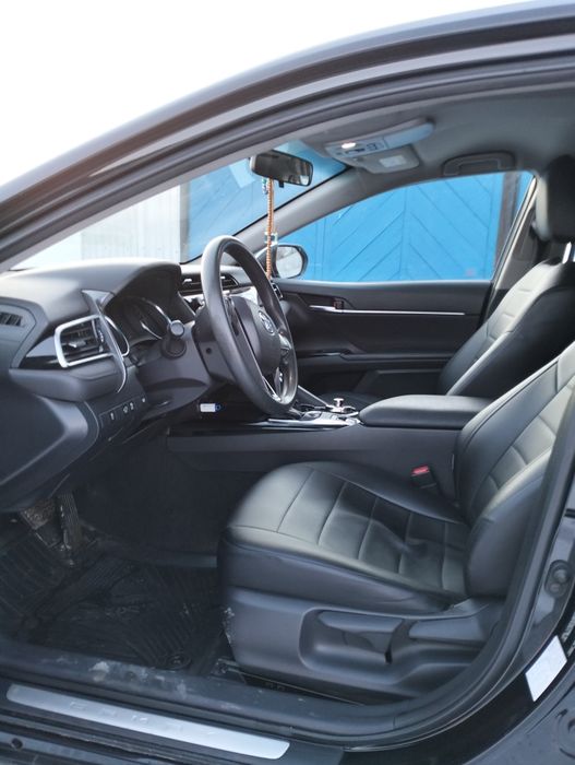 ПРОДАМ СРОЧНО Камри 70, 2019г.