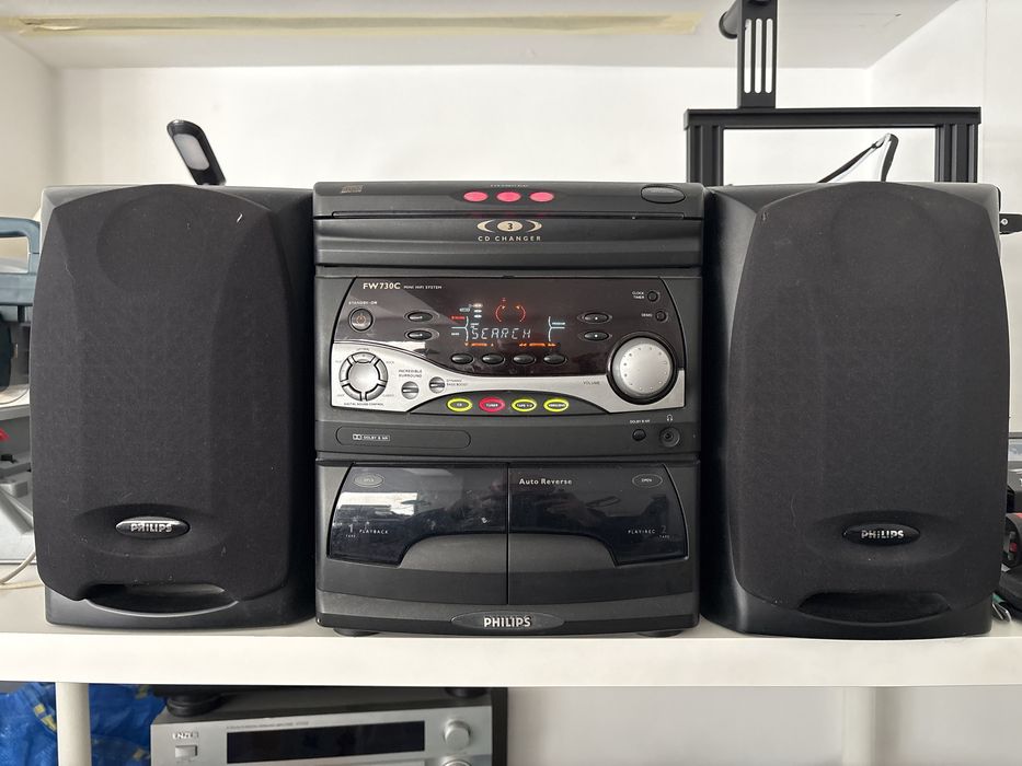 Combina Philips cu boxe