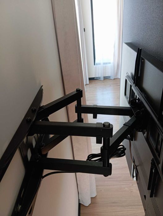 Стойка за телевизор за монтаж на стена  37" - 80"