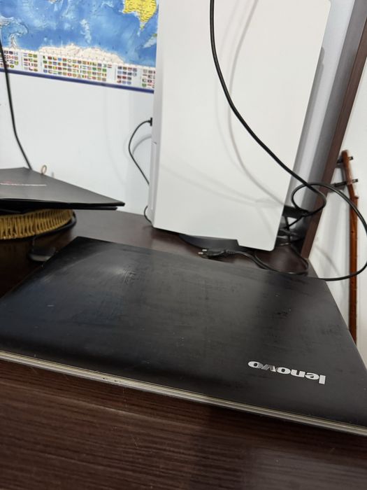 Ноутбук Lenovo 1