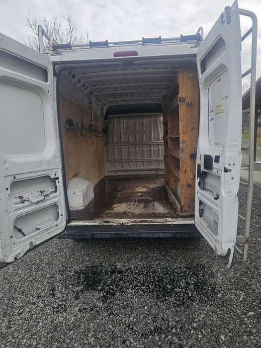 Vând Peugeot Boxer L2 H2