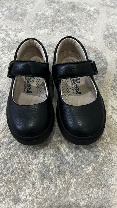 Продам Туфли детские