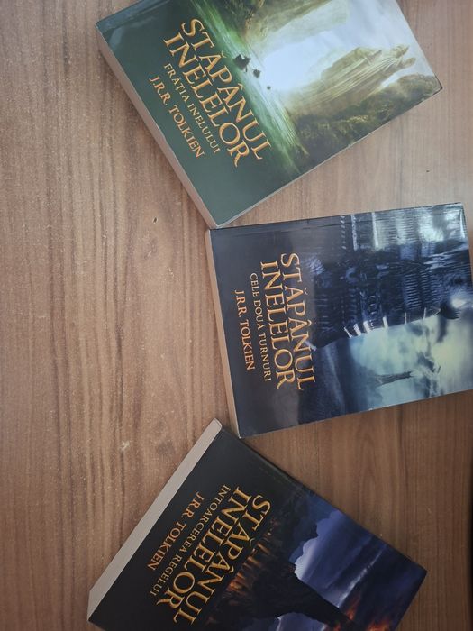 Stăpânul Inelelor de J.R.R.Tolkien toate volumele