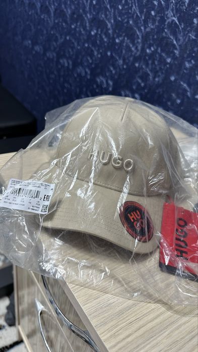Кепка HUGO cotton-twill cap one size.