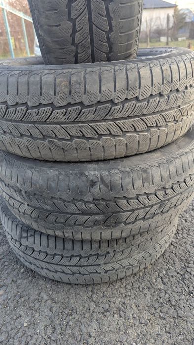 Продам шины в комплекте r16