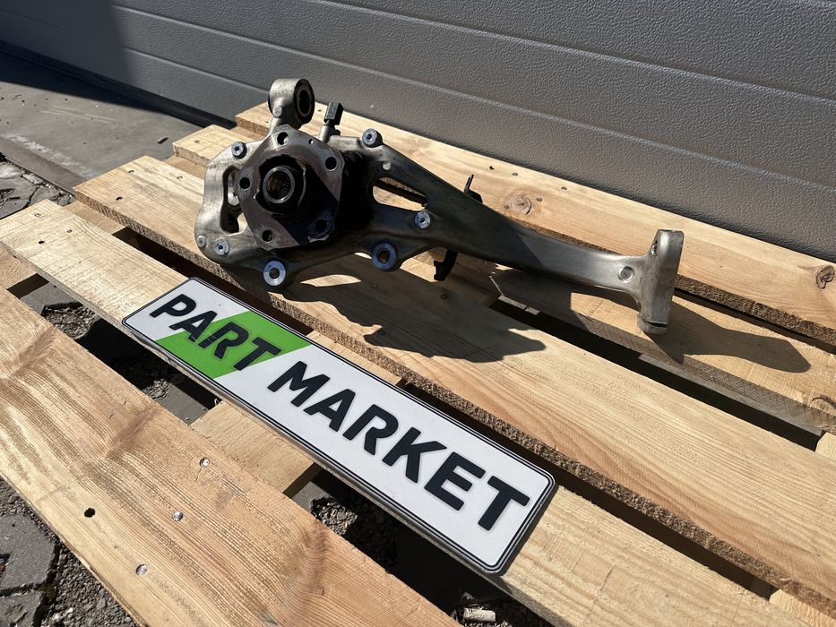 Ляв шенкел AUDI A8 D5 4N0407241B